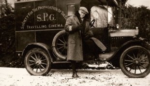 Margaret George: A Fenland Village through her lens
